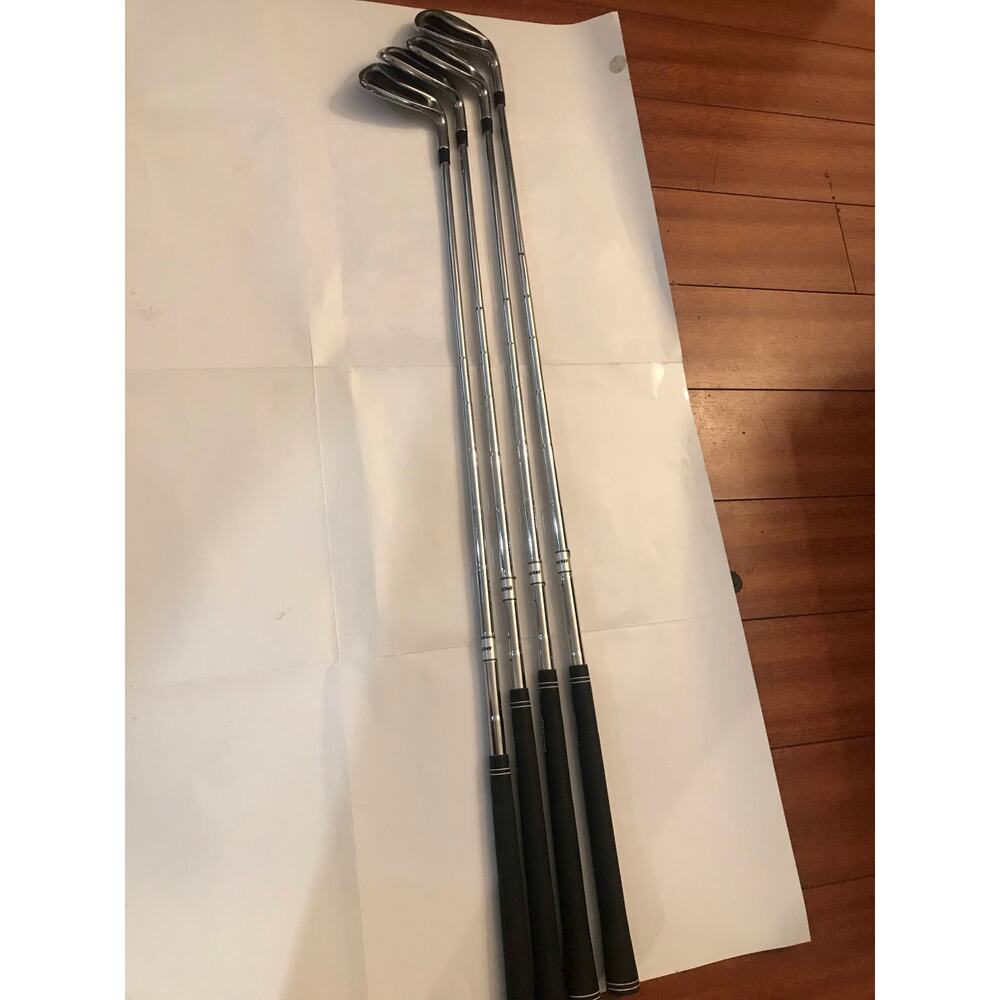 Dunlop tour ti golf clubs lot of 4